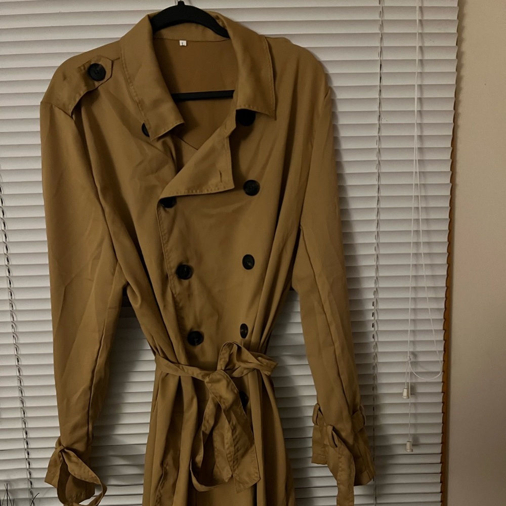 Light Trench Jacket